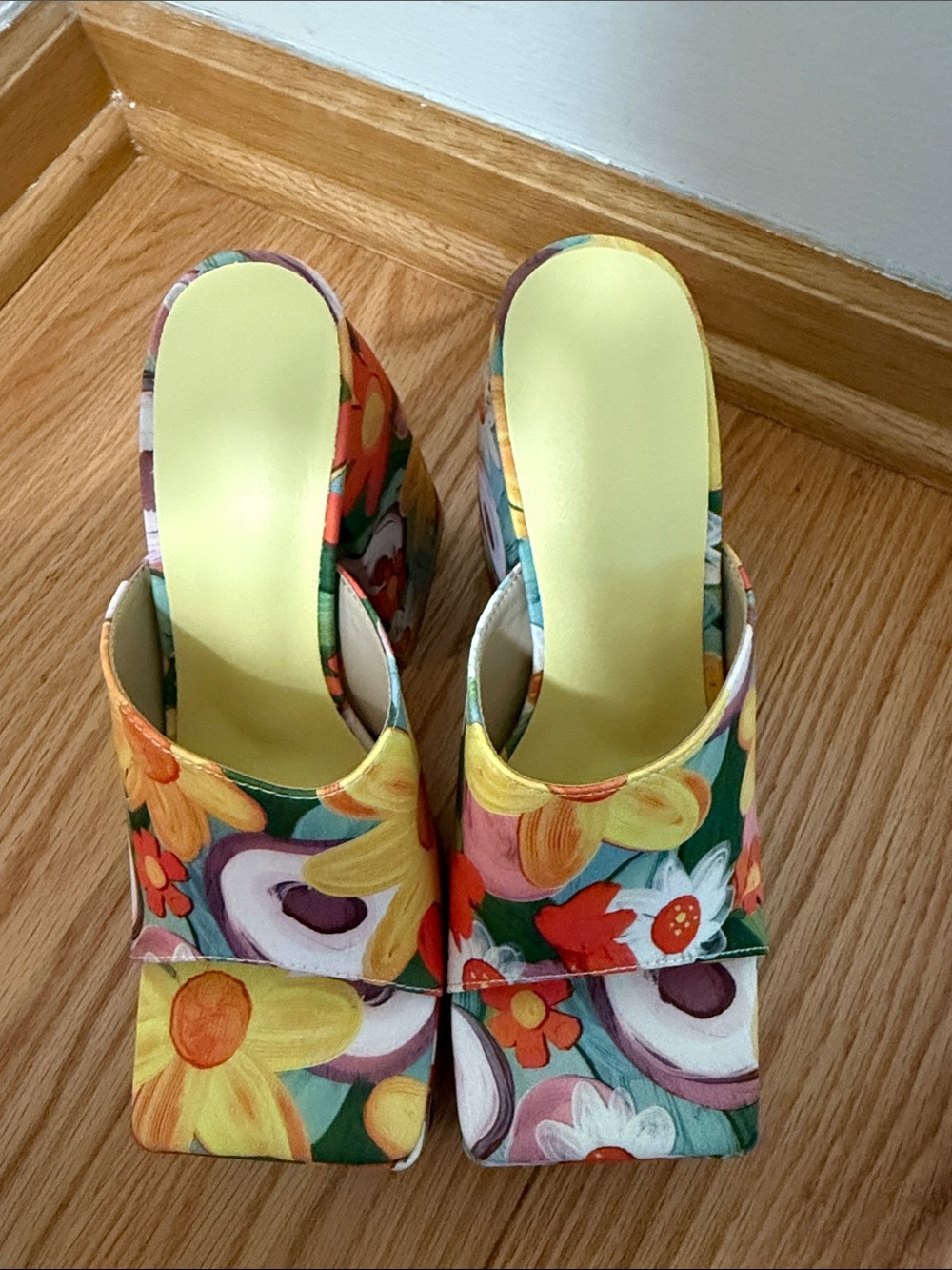 SHEIN Multicolor Floral Platform Slide Heels - Picture 3 of 3